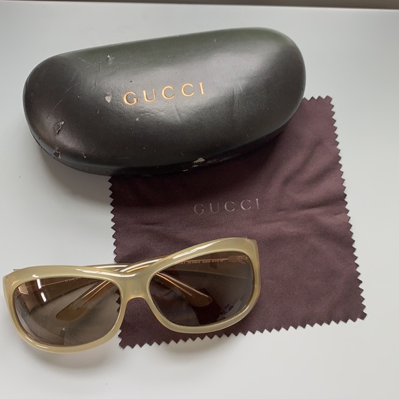 Gucci sunglasses main image 5